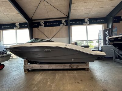 Ny Sea Ray 210 SPX OB 1